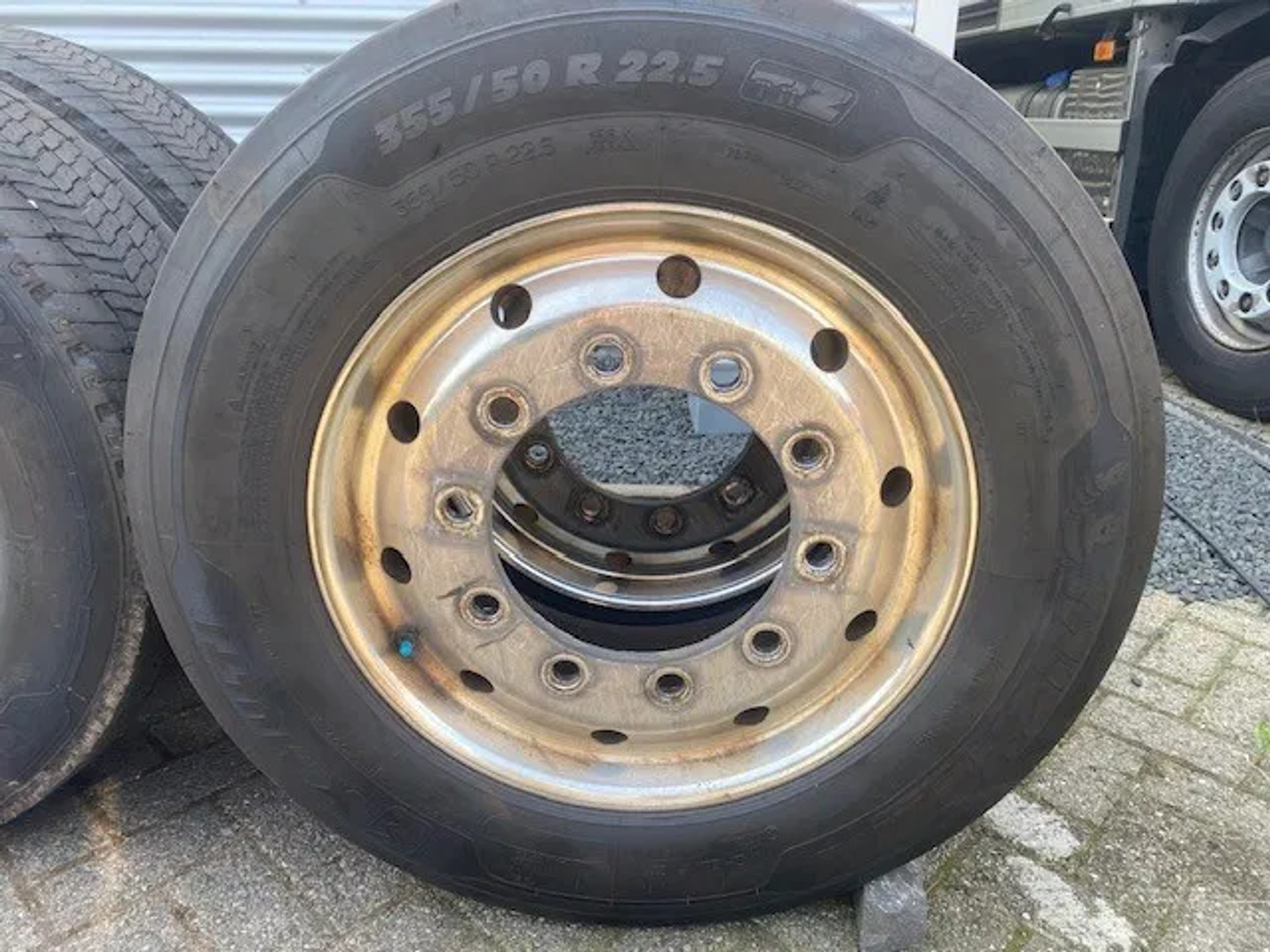 46971698